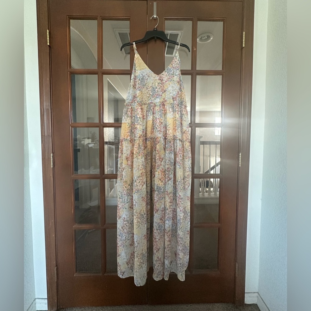LaBiz Floral Maxi Dress